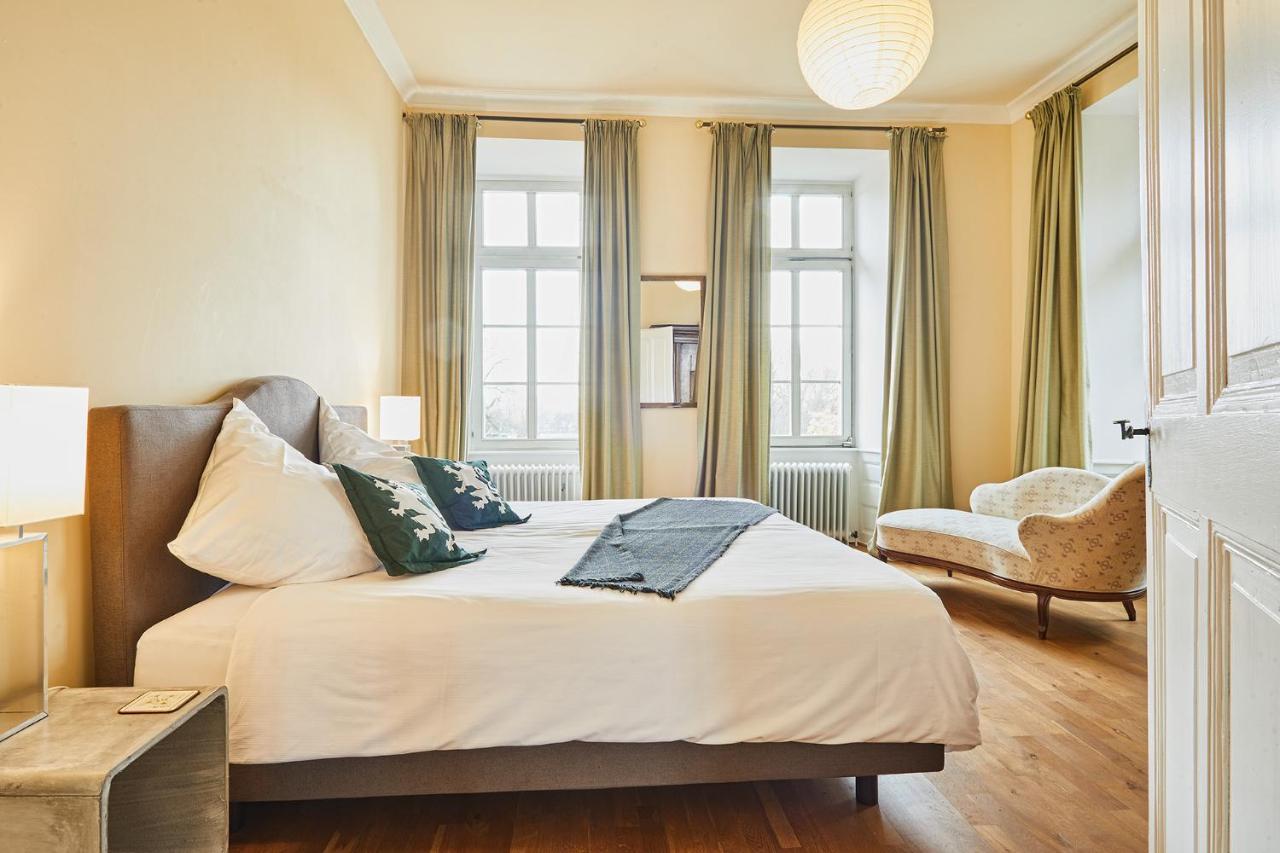 Gutshotel Baron Knyphausen Эльтвилле Экстерьер фото