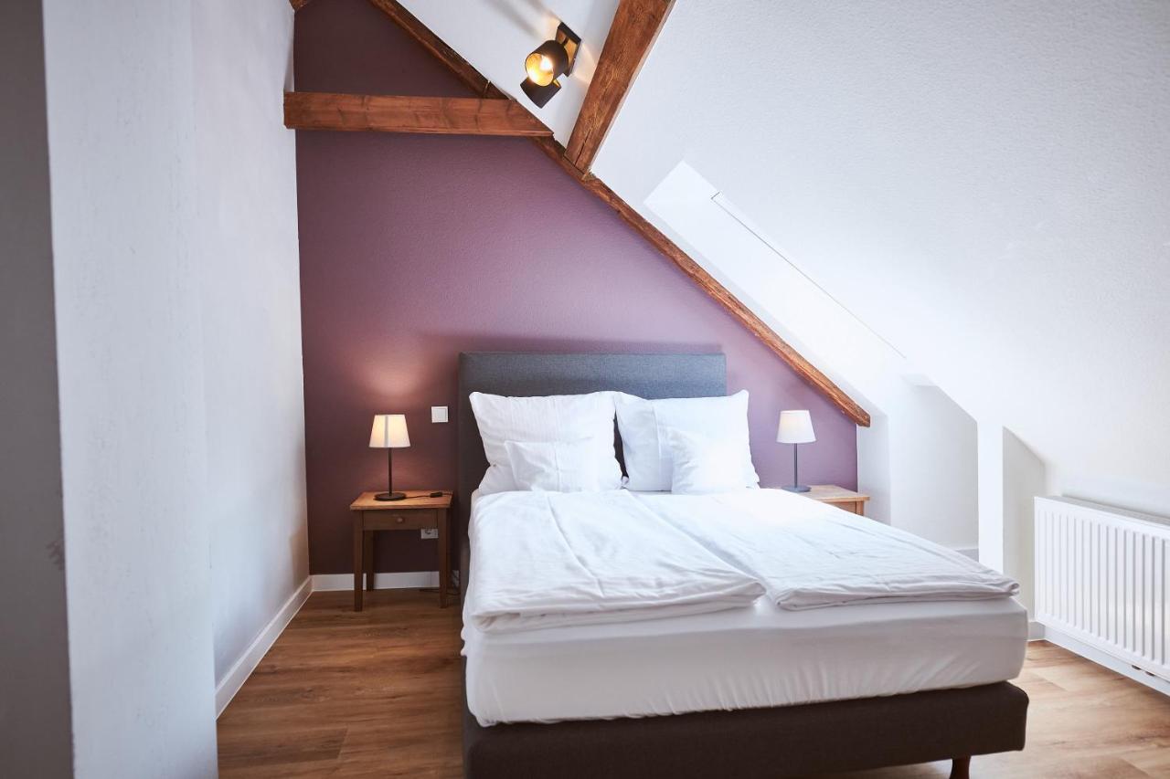Gutshotel Baron Knyphausen Эльтвилле Экстерьер фото