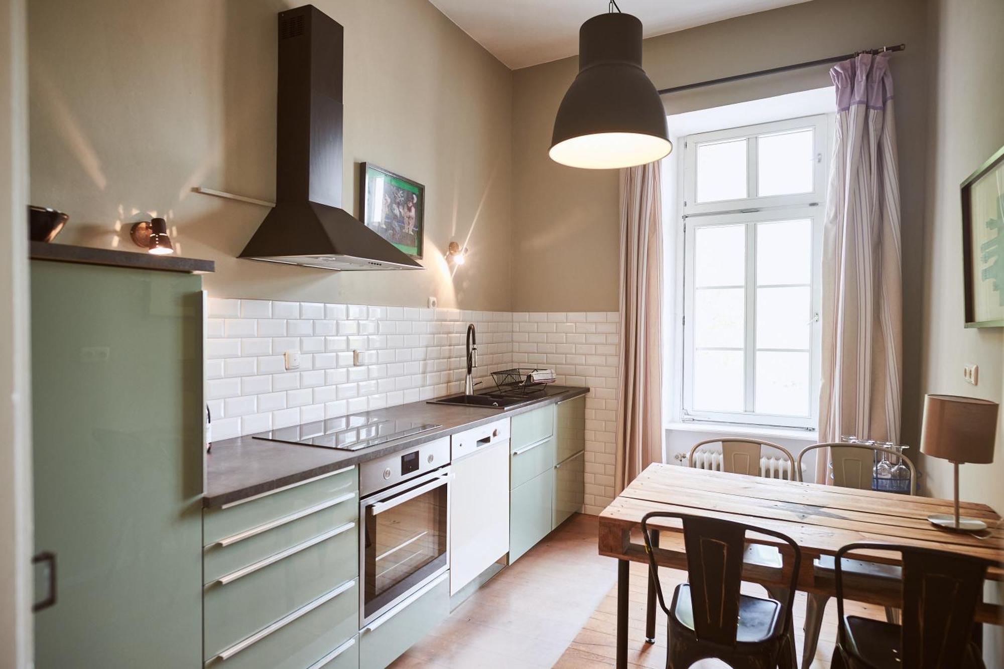 Gutshotel Baron Knyphausen Эльтвилле Экстерьер фото